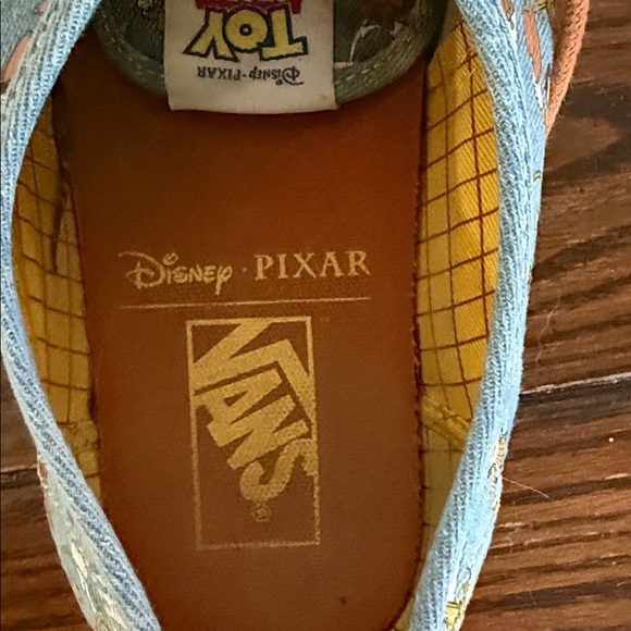 Vans Toy Story Denim Sneakers - Woody - Picture 4 of 7